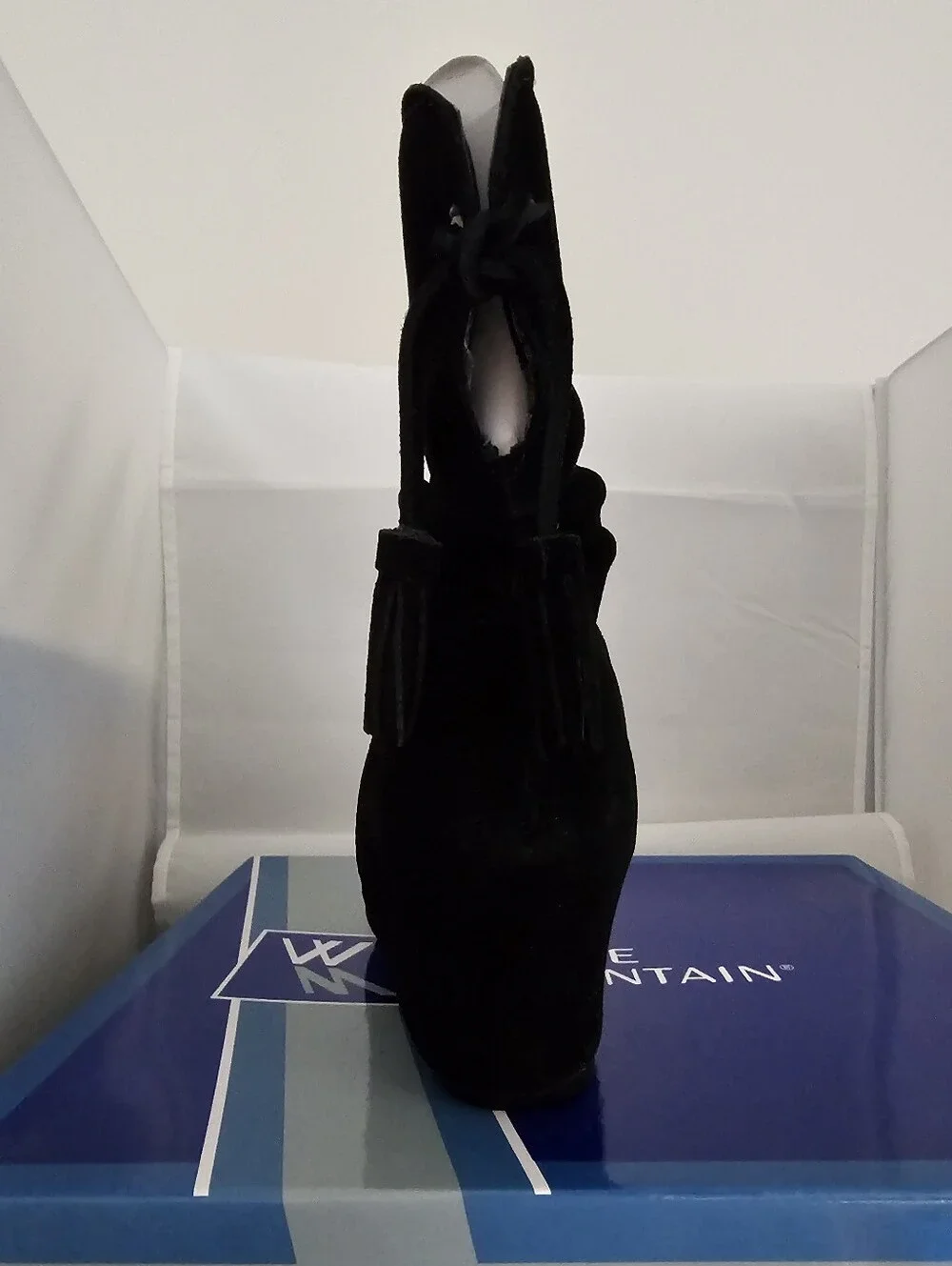 NIB White Mountain Women's Black Suede Wedge Ankle Boot with Tassel SZ 7.5